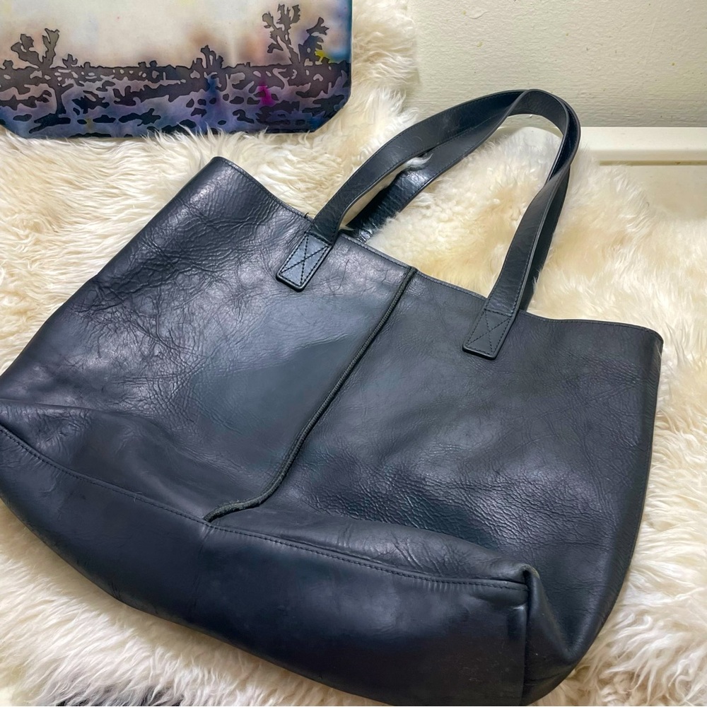 UGG Mens Leather Laptop Bag in Black Leather